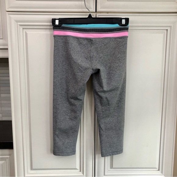 Ivivva by Lululemon girls reversible crop leggings - Picture 5 of 13